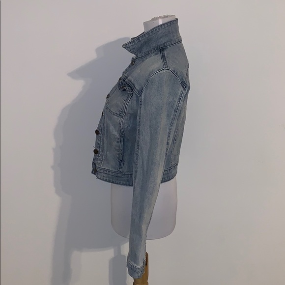 💕SOLD💕 Jean Jacket - Picture 2 of 3